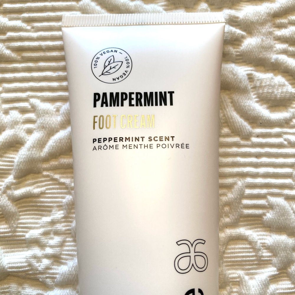 Arbonne Foot Cream & Foot Scrub Set - Picture 3 of 10